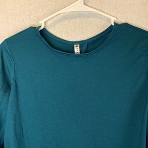 Fabletics dark blue/green long sleeve workout top